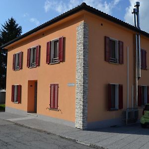 Casa Yoghi Cadenazzo Exterior photo