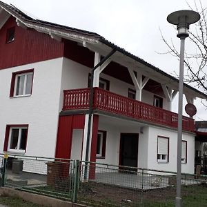 Gaestehaus Grenzenlos Aholfing Exterior photo