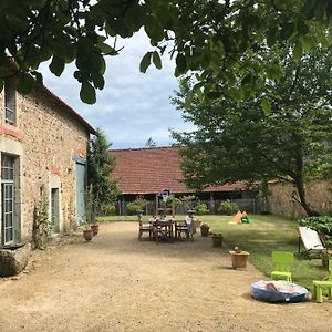 Les écuries du château des Rieux Saint-Martin-Terressus Exterior photo