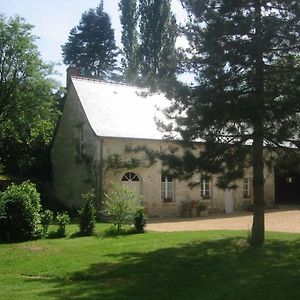 Gîte Saint-Benoît-la-Forêt, 4 pièces, 6 personnes - FR-1-381-188 Saint-Benoit-la-Foret Exterior photo