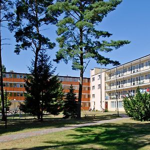 Osrodek Rehabilitacyjno-Wypoczynkowy Fama-Sta Mrzeżyno Exterior photo