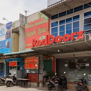 Reddoorz Near Plaza Botania 1 Batam Exterior photo