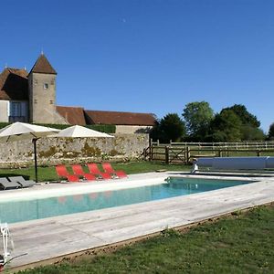 Charmante Maison Du Xve Avec Piscine, Jardin Et Terrasse En Lisiere De La Foret De Troncais - Fr-1-489-217 Le Brethon Exterior photo