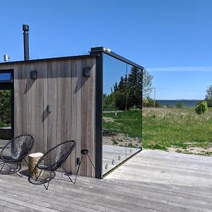 Seaside Getaway In Oeoed Mirror House With Sauna Vihterpalu Exterior photo