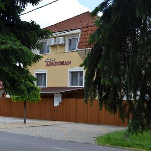 Gázláng Apartman Hajduszoboszlo Exterior photo