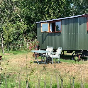 Sindles Farm Emsworth Exterior photo