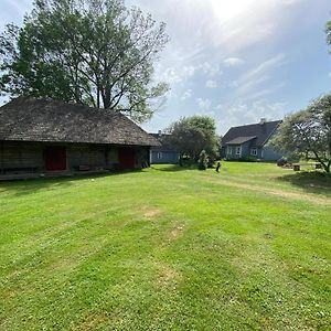 Vintage Countryhouse Valgesoo Exterior photo