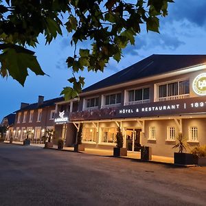 Logis Hôtel l'Amandier Morlaas Exterior photo