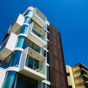 Flat Iron Apartments By Quokka 360 - Modern Building 5 Min From The Centre Of Lugano Viganello Exterior photo