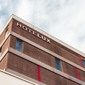 Hotelux Amsterdam Airport Hotel Hoofddorp Exterior photo