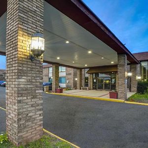 Travelodge By Wyndham Vernon Ct Exterior photo