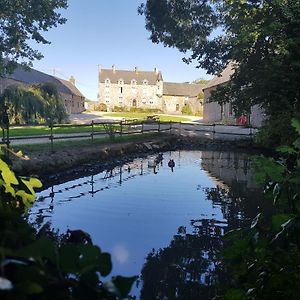 Elevage De La Hurie Saint-Nicolas-de-Pierrepont Exterior photo