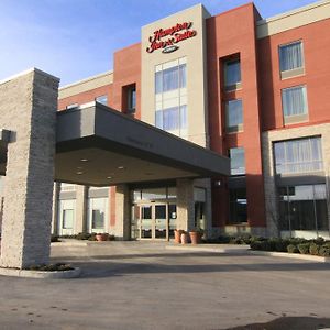 Hampton Inn & Suites Airdrie Exterior photo