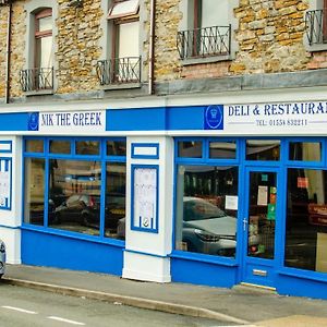 Nik The Greek Burry Port Exterior photo