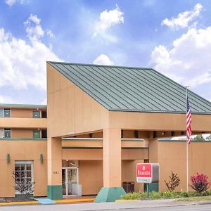 Ramada By Wyndham Roanoke Exterior photo