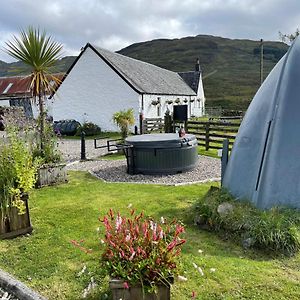 Garrison Of Inversnaid Farm With Hot Tub Exterior photo