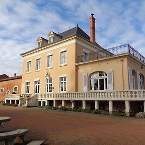 Domaine Berenguer Ouches Exterior photo