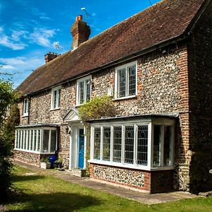 Walnut Tree House Rustington Exterior photo