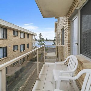 Parklea Unit 9 Entrance Exterior photo