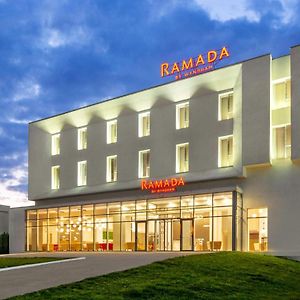 Ramada By Wyndham Targu Jiu Târgu Jiu Exterior photo