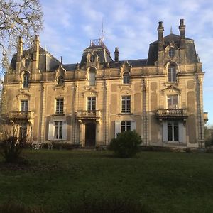 Château Saint Vincent Bazas Exterior photo