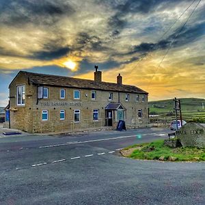 The Boshaw Trout Holmfirth Exterior photo