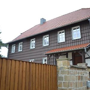 Ferienwohnungen Im Alten Pfarrhaus Eisenach Exterior photo