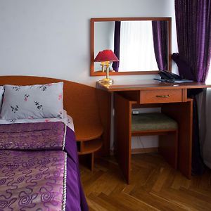 Hetman Hotel Lviv Room photo