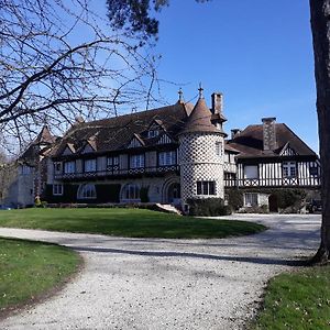 Chambres d'Hôtes Manoir de Beaumarchais Les Chapelles-Bourbon Exterior photo