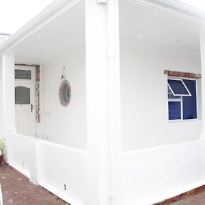 The White House Lodge Cidade Do Cabo Exterior photo