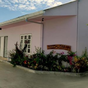 Moodhumaa Inn Guraidhoo (Kaafu Atoll) Exterior photo