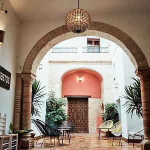 Frenteabastos Suites Cafe Hostal & Apartments Carmona (Seville) Exterior photo