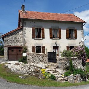 La Maison Du Mas Rando Saint-Georges-Nigremont Exterior photo