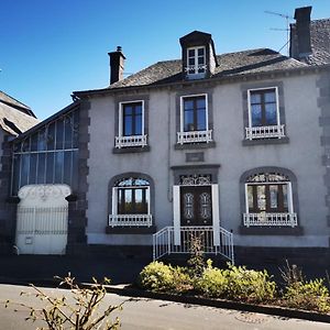 Maison De Bourg Dans Le Cantal Champagnac (Auvergne) Exterior photo