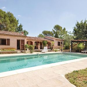 Beautiful Home In St, Paul En Foret Saint-Paul-en-Forêt Exterior photo