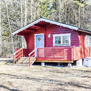 2 Bedroom Amazing Home In Soederkoeping Soderkoping Exterior photo