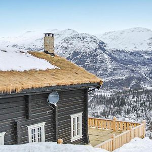 Stunning Home In Hemsedal With House Sea View Exterior photo