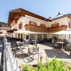 Hotel Stilfserhof Stelvio Exterior photo