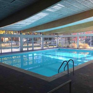 Appart. Lumineux Pour 4Pers. Avec Piscine Chauffee Saint-Laurent-du-Jura Exterior photo