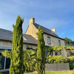 Manoir de la Nogrie - Chambre de charme 2 à 4 personnes Val-d'Ize Exterior photo