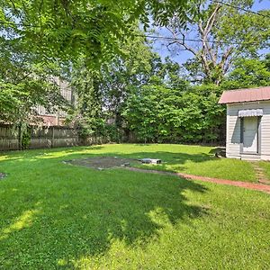 Quaint Leeds Studio With Yard About 18 Mi To Birmingham! Exterior photo