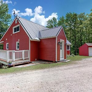 Rocky Red Bromley Village Exterior photo