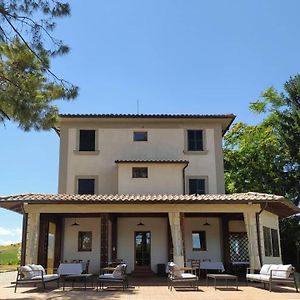 Glamping At An Agriturismo In The Vineyard Ortezzano Exterior photo