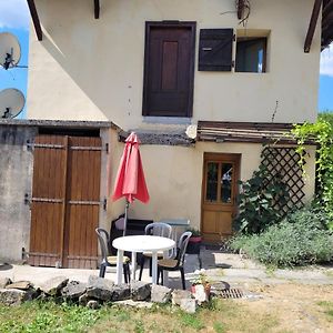 La Fontaine Vertamboz Exterior photo