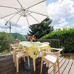 Inviting Holiday Home In Miremont With Garden Miremont (Puy-de-Dome) Exterior photo