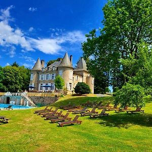 Château Le Mialaret Neuvic (Correze) Exterior photo