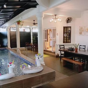 Comfortable Private Swimming Pool Homestay Melaka 20 Pax 5R3B Malacca Exterior photo