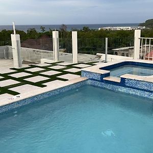 Luxury 2 Bedroom Rooftop Pool View Unit #3 Falmouth Exterior photo