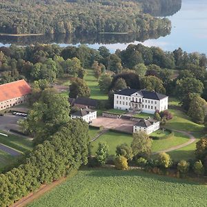 Naeaes Slott Floda (Lerum) Exterior photo