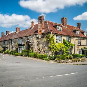 The Lamb Inn Hindon Room photo